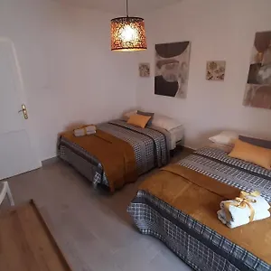 Abumahouse , Los Llanos De Aridane España